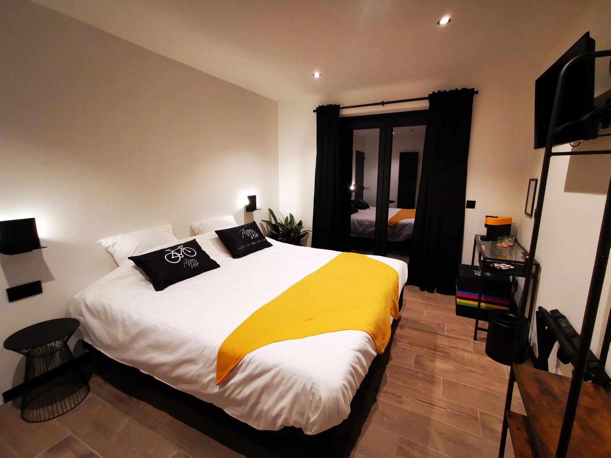 Bed and Breakfast Apres-Velo Brakel Zewnętrze zdjęcie