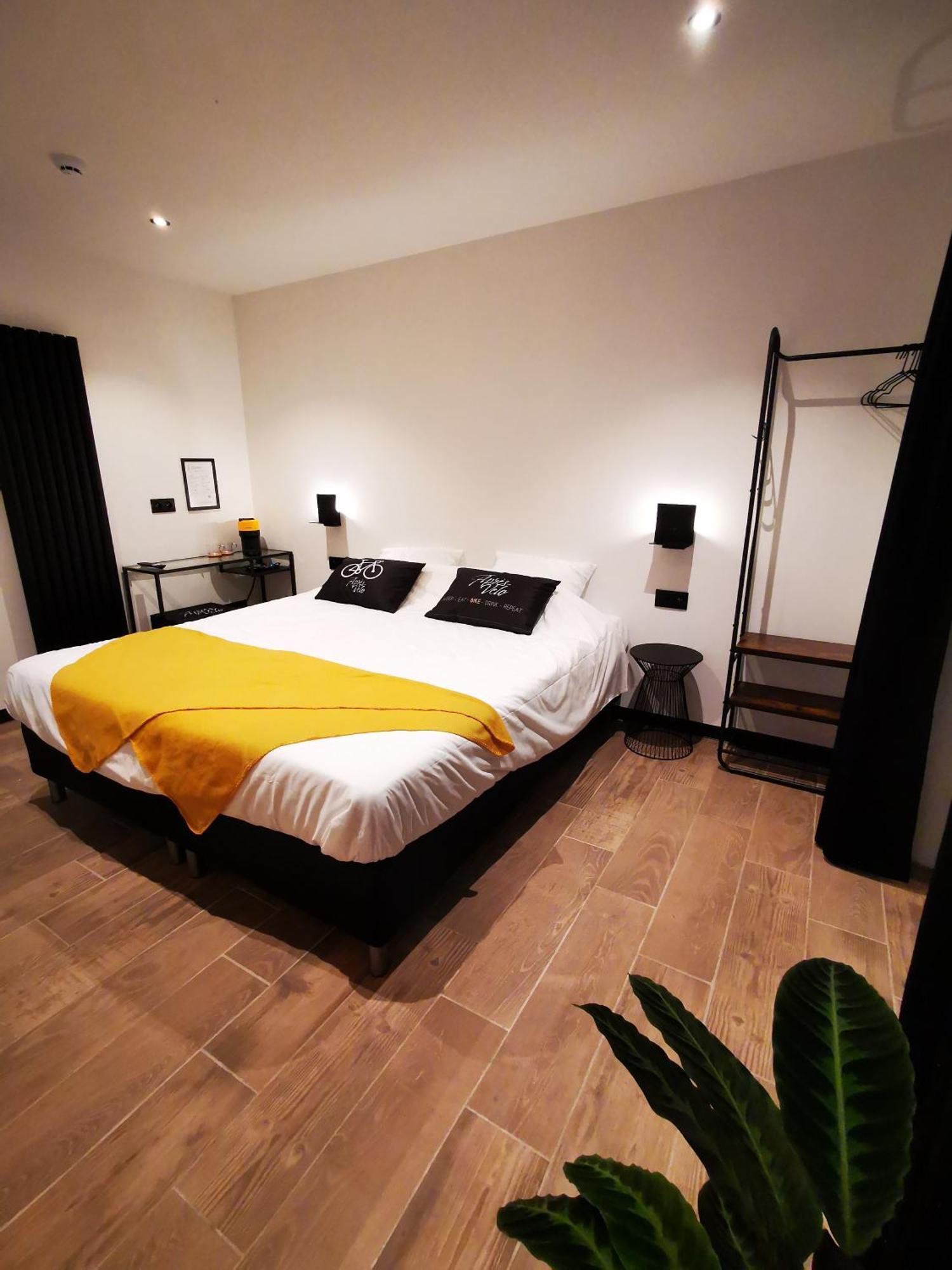 Bed and Breakfast Apres-Velo Brakel Zewnętrze zdjęcie