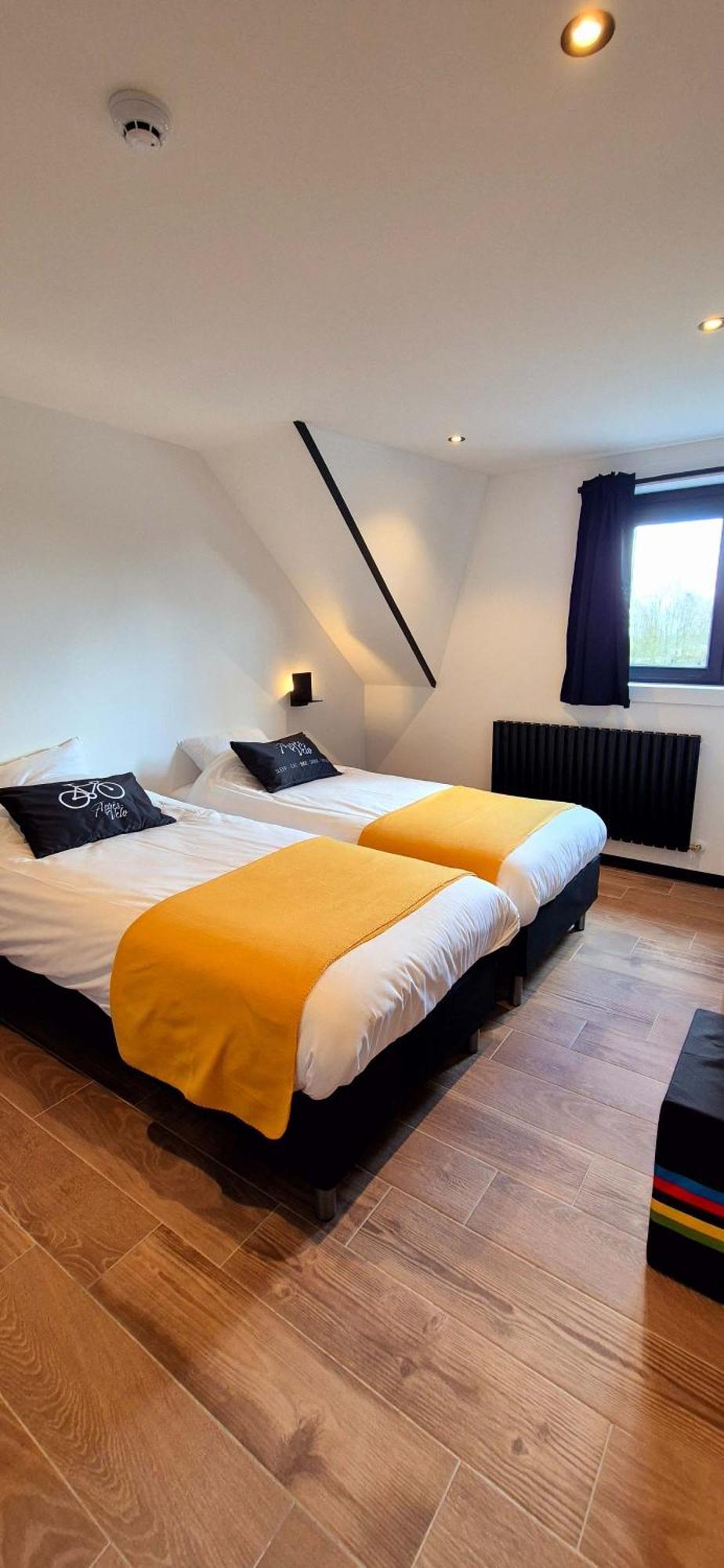 Bed and Breakfast Apres-Velo Brakel Zewnętrze zdjęcie